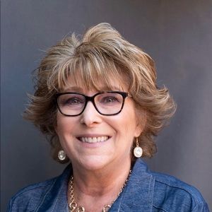 Meet your Posher, Cheryl